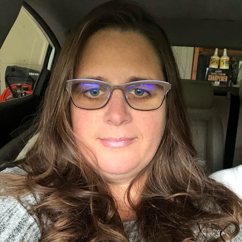 Meet your Posher, Michele